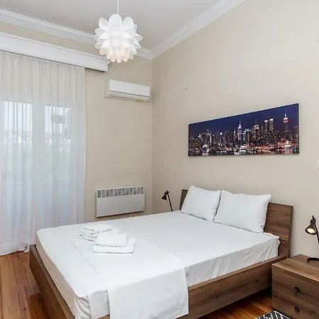 C.4 Red Rose #colony_central_apartment Apartamento Tesalónica